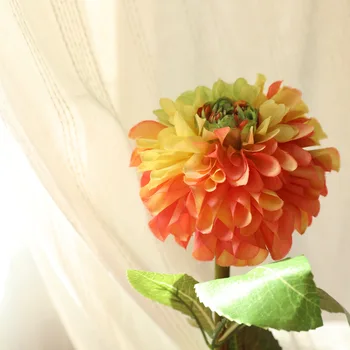 Pojedyncza Gałąź Dalii Sztuczne Jedwabne Kwiaty Ślubny Kwiat Ściany Fałszywe Dekoracje W Domu, Centrum Handlowe Okno Zielony Roślinny Ornament